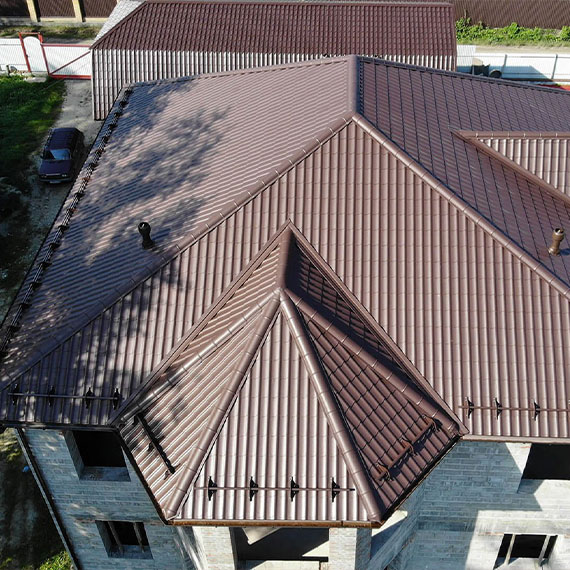 Монтаж сложной крыши и кровли в Поронайске и Сахалинской области